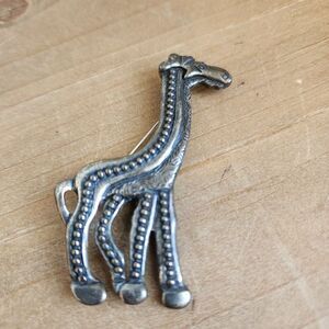 Giraffe Zoo Animal Pin 2.75" No Stone Marked Newpro